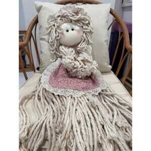 Vintage Mop Doll Folk Art Unbleached Mop Rope Doll Cottagecore Primitive Decor